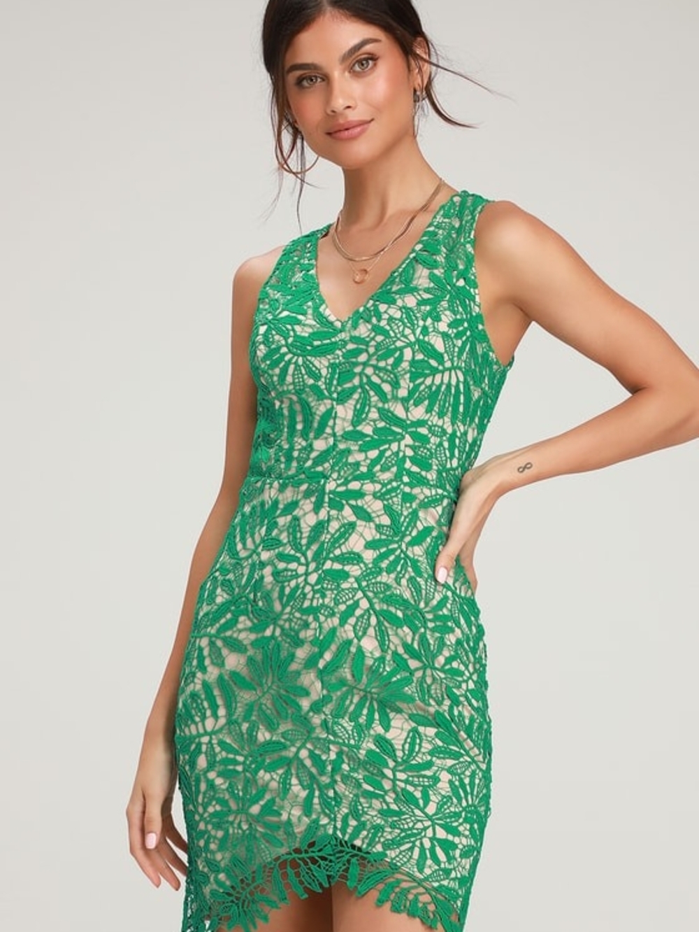 💚NWT LULUS Amberley Green Lace Sleeveless Bodycon Dress